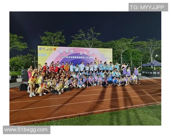 深圳飞盘队与北京飞盘队赛后复盘分析灵活性对抗的精彩瞬间